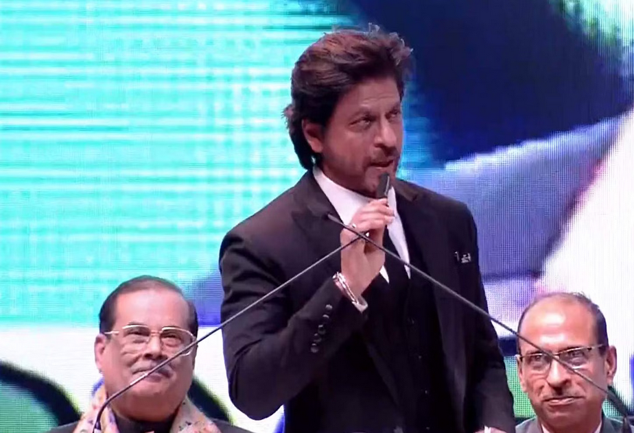 Shah Rukh Khan claimed that social media was "driven" by the "narrowness of views